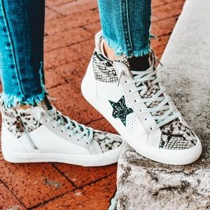 Vintage Havana Women's Lester 3 High Top Sneaker Snake Multi Toe